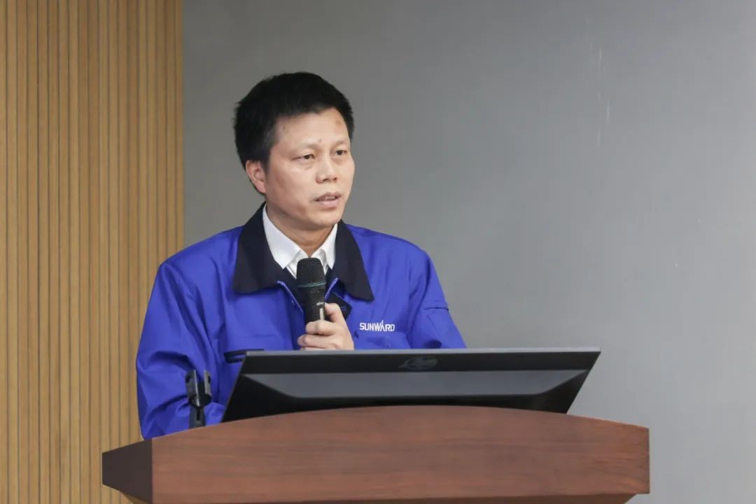 2021中国（长沙）国际工程机械设计大赛暨“设计之星”评选活动九游体育(中国)官方网站智能组“创新设计工作营”开营啦！