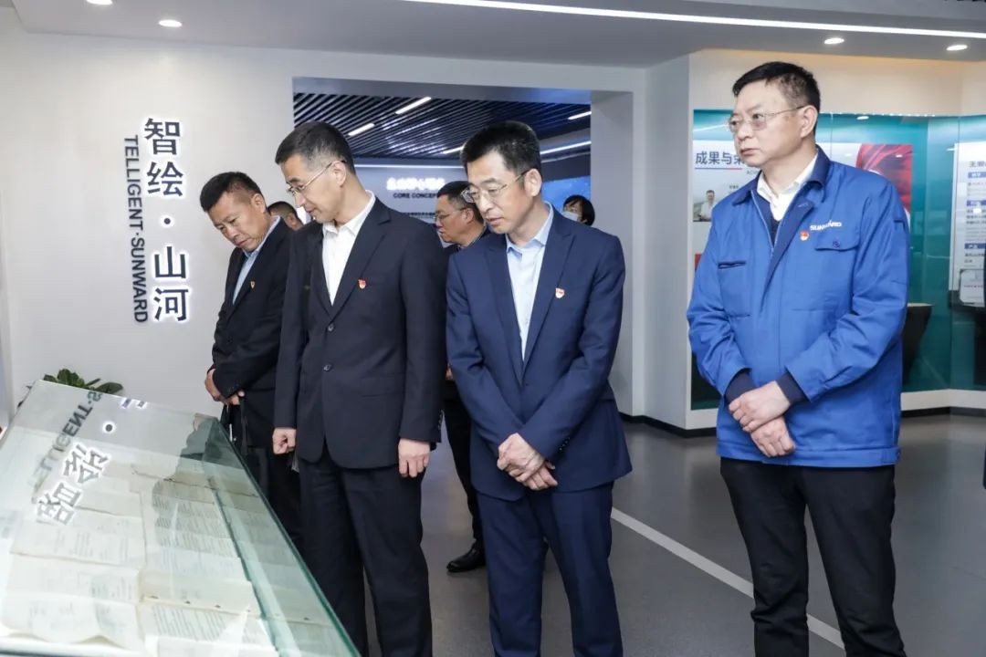 以党建促业务，以业务强党建——青岛西海岸公用事业集团考察九游体育(中国)官方网站智能