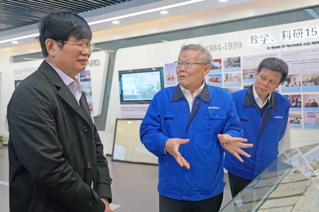中央候补委员、中国工程院院士欧阳晓平到访九游体育(中国)官方网站智能