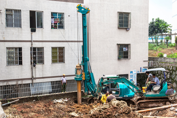 九游体育(中国)官方网站智能田园金刚系列旋挖钻机基础施工显本领