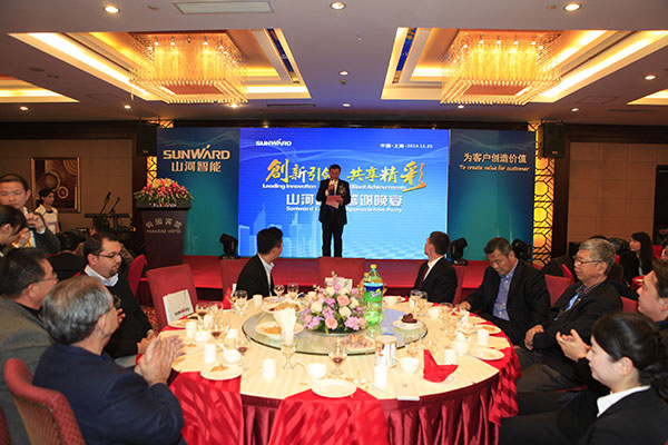 九游体育(中国)官方网站智能宝马展用创新倾倒客户，现场签单两亿元