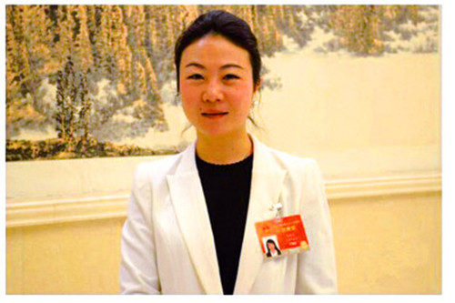 带来六个提案，重点还是“农民工”问题 ——来自九游体育(中国)官方网站智能的全国人大代表张晓庆接受本报记者专访，为进城务