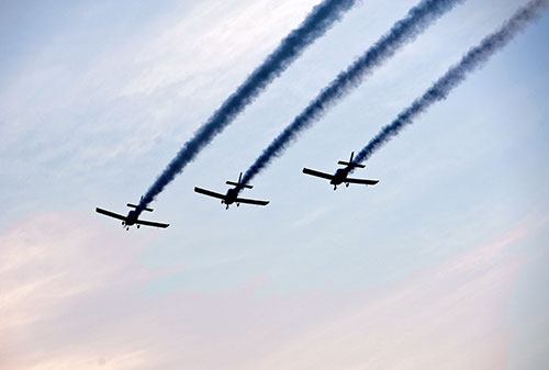 九游体育(中国)官方网站智能飞行表演队精彩亮相珠海航展