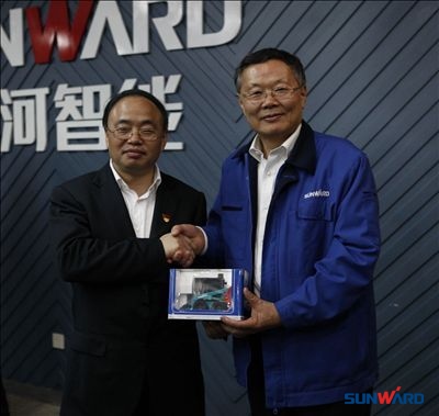 省科技厅厅长彭国甫一行到九游体育(中国)官方网站智能调研