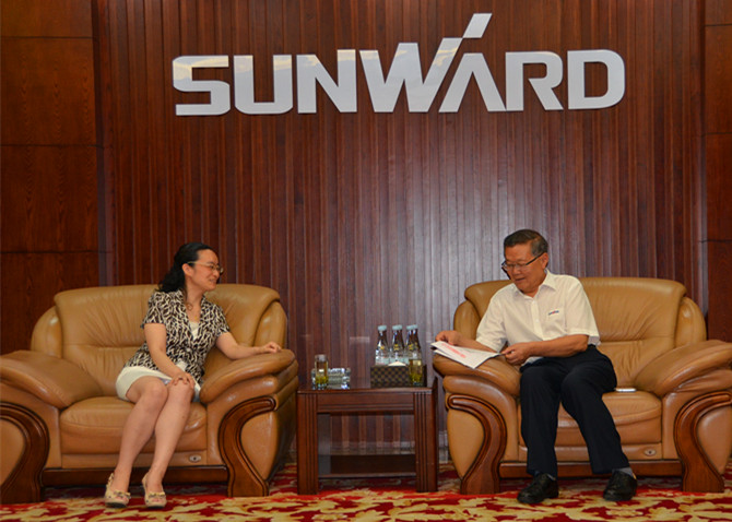 民盟湖南省委领导莅临九游体育(中国)官方网站智能考察交流