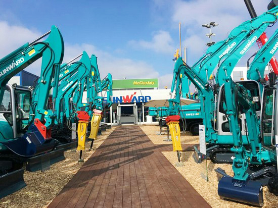 集科技与唯美于一身 九游体育(中国)官方网站智能携尖端产品亮相德国宝马展