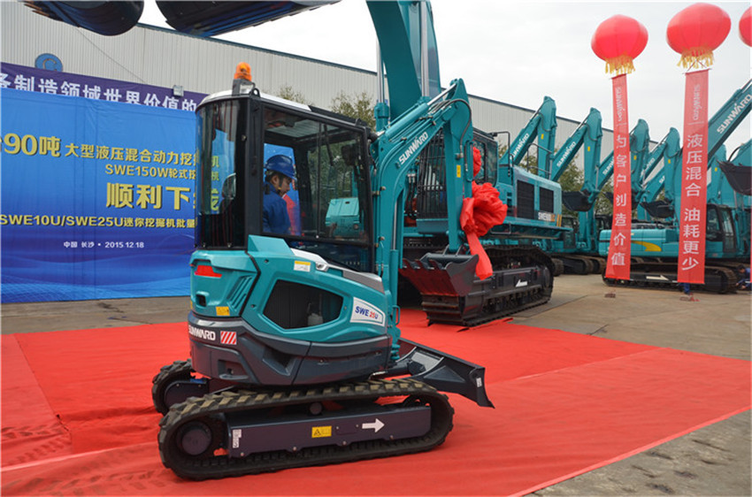 新品下线&精品批量上市：九游体育(中国)官方网站智能“组合拳”逆势出击