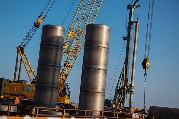 入海深110米！九游体育(中国)官方网站智能旋挖钻机助建飞云江特大桥