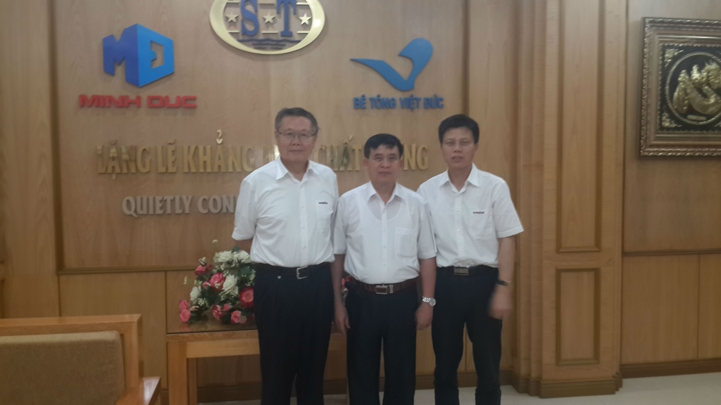 九游体育(中国)官方网站智能高级代表团访问越南