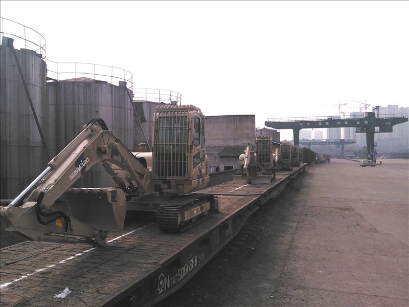 九游体育(中国)官方网站智能SWE80E-G高原型挖掘机正式列装献礼国庆