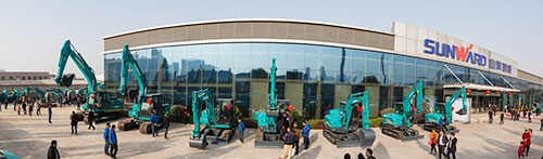 逆市可为！九游体育(中国)官方网站智能挖掘机首场展销会完美收官