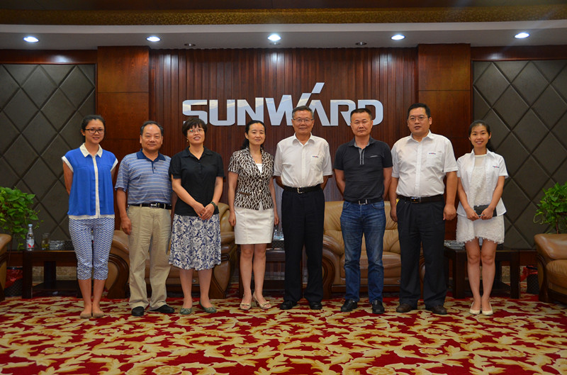 民盟湖南省委领导莅临九游体育(中国)官方网站智能考察交流