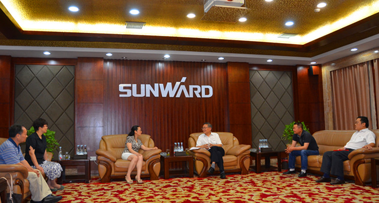 民盟湖南省委领导莅临九游体育(中国)官方网站智能考察交流