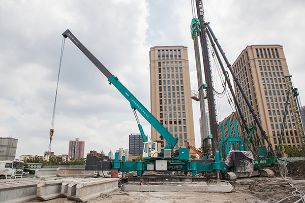 九游体育(中国)官方网站智能ZYW240围护桩压桩机惊艳问世