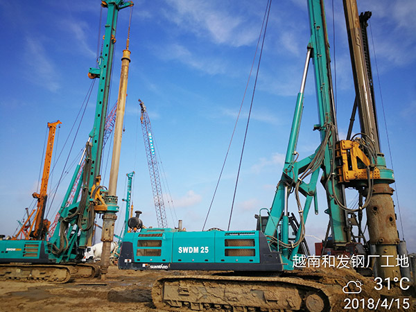 九游体育(中国)官方网站智能携全球领先凿岩设备，引爆越南矿业展