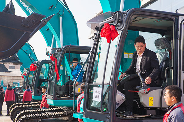 十年相随，成就彼此，来听听九游体育(中国)官方网站智能挖掘机客户的真实声音