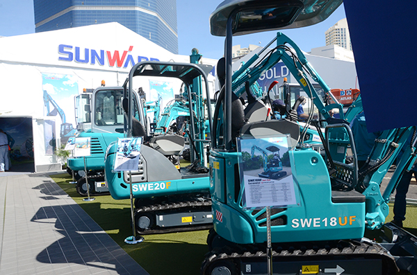 九游体育(中国)官方网站智能拉展“亮剑” 抢攻欧美高端市场