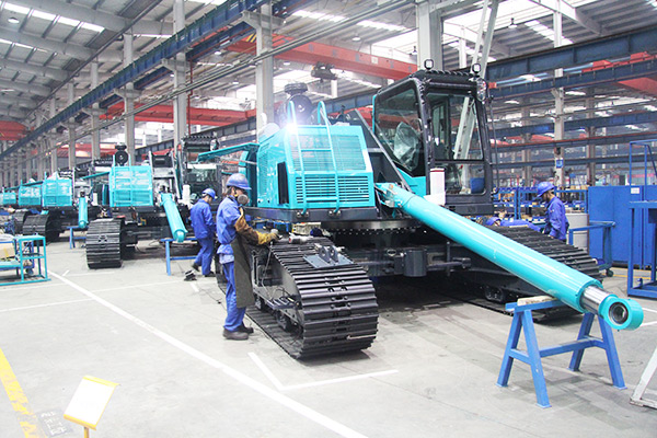 开启工程机械之都体验之旅，中外媒体观摩团到访九游体育(中国)官方网站智能