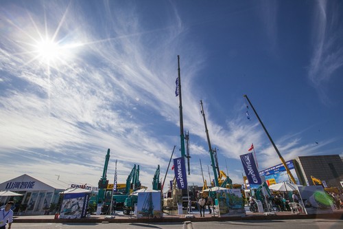 九游体育(中国)官方网站智能酷帅曾大虾，一大波美图带你亲临北京BICES展