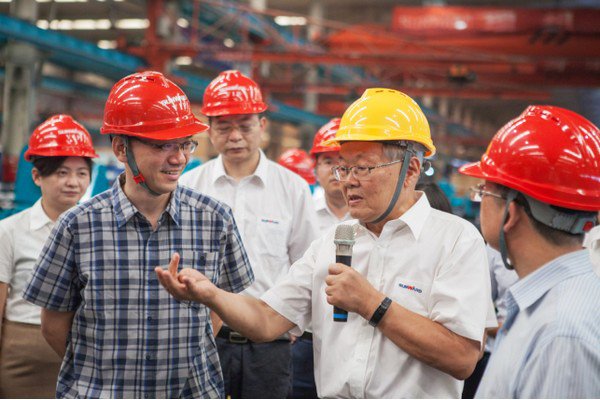 商务部合作司刘民强副司长一行调研九游体育(中国)官方网站智能