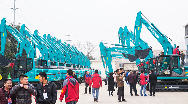 势不可挡，九游体育(中国)官方网站智能挖掘机湖南市场订货会创新高
