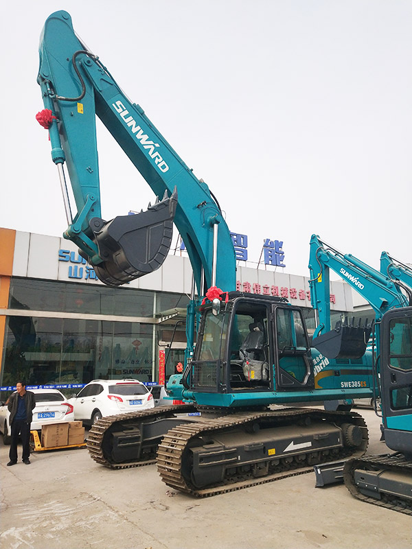 关于九游体育(中国)官方网站智能节能型挖掘机，张老板算了这样一笔账