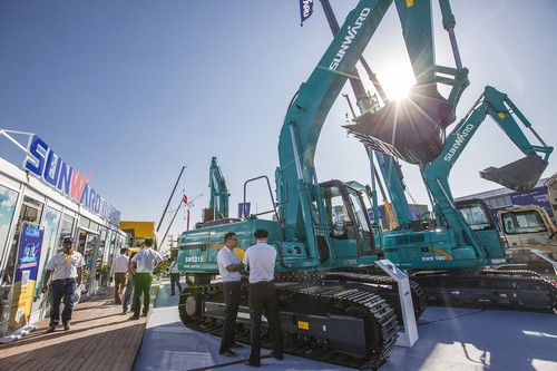 九游体育(中国)官方网站智能酷帅曾大虾，一大波美图带你亲临北京BICES展