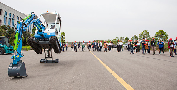 东盟十国主流媒体齐聚九游体育(中国)官方网站智能，共话21世纪海上丝绸之路