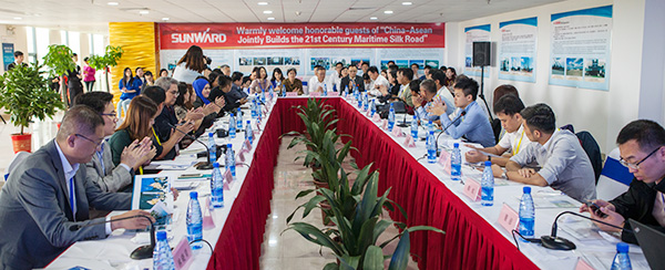 东盟十国主流媒体齐聚九游体育(中国)官方网站智能，共话21世纪海上丝绸之路