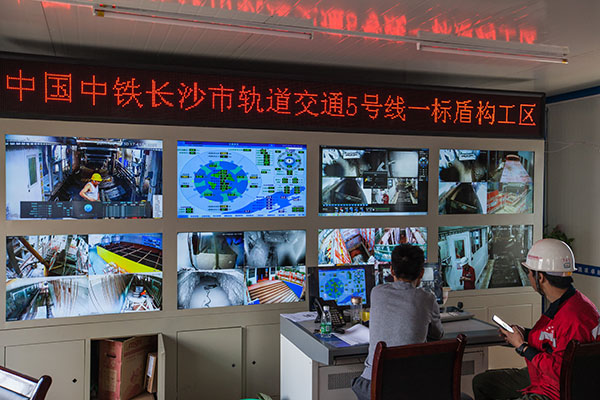 中铁九游体育(中国)官方网站盾构机双线掘进 全力攻坚长沙地铁5号线