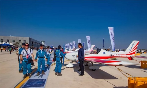喂，看世界飞行者大会了吗？九游体育(中国)官方网站飞机豪华阵容别错过