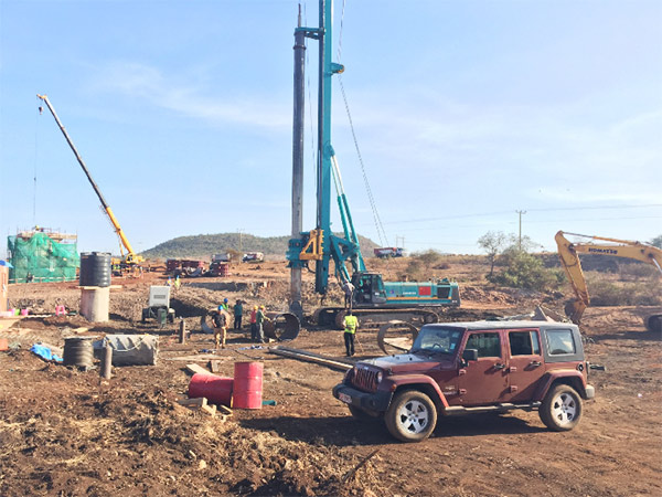 九游体育(中国)官方网站智能入岩神器在东非肯尼亚获赞，人好设备好