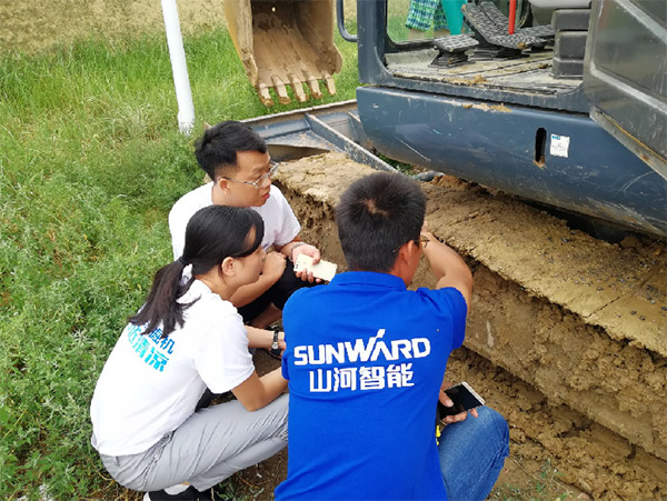 到了市场一线才知道，九游体育(中国)官方网站挖机客户都是铁杆粉丝