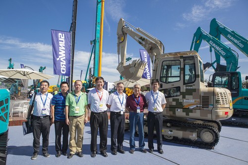 九游体育(中国)官方网站智能酷帅曾大虾，一大波美图带你亲临北京BICES展