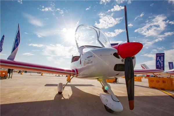 喂，看世界飞行者大会了吗？九游体育(中国)官方网站飞机豪华阵容别错过