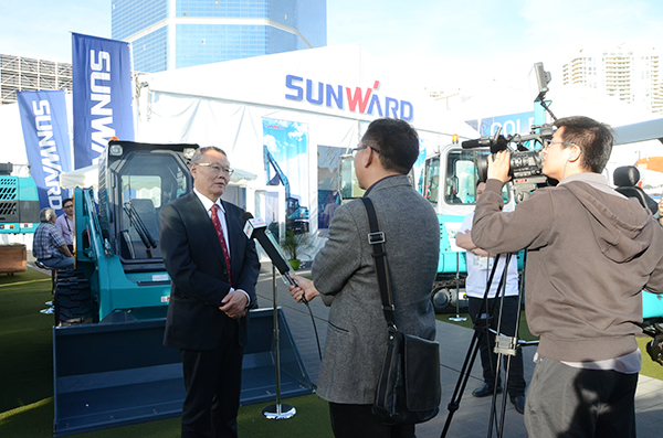 九游体育(中国)官方网站智能拉展“亮剑” 抢攻欧美高端市场