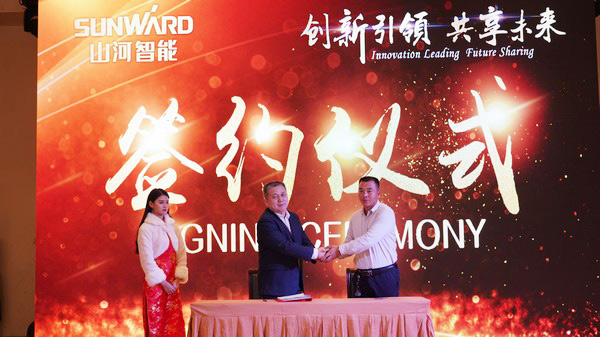 首日签单2.6亿元，九游体育(中国)官方网站智能创新产品引爆上海宝马展