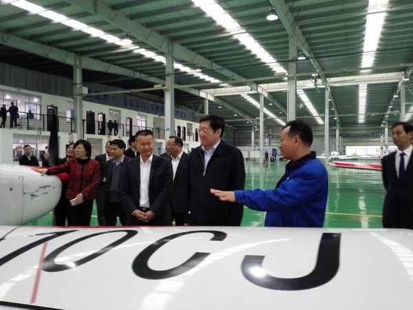 省委书记杜家毫勉励九游体育(中国)官方网站智能：做大做强航空航天产业