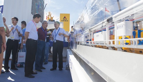 九游体育(中国)官方网站智能酷帅曾大虾，一大波美图带你亲临北京BICES展