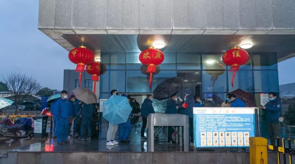 防控生产两不误 九游体育(中国)官方网站智能复工保供