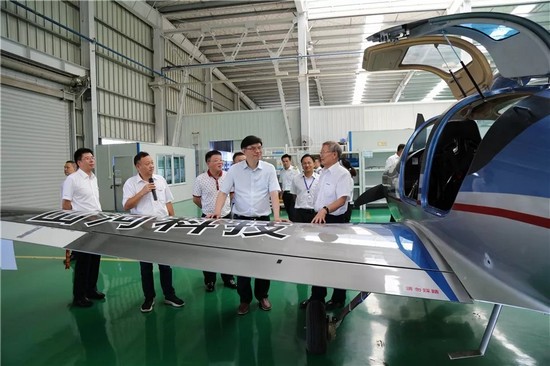 广州市国资委党委书记、主任陈浩钿莅临九游体育(中国)官方网站智能考察指导