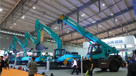 超强阵容尽显创新成果！九游体育(中国)官方网站智能闪耀长沙工程机械展