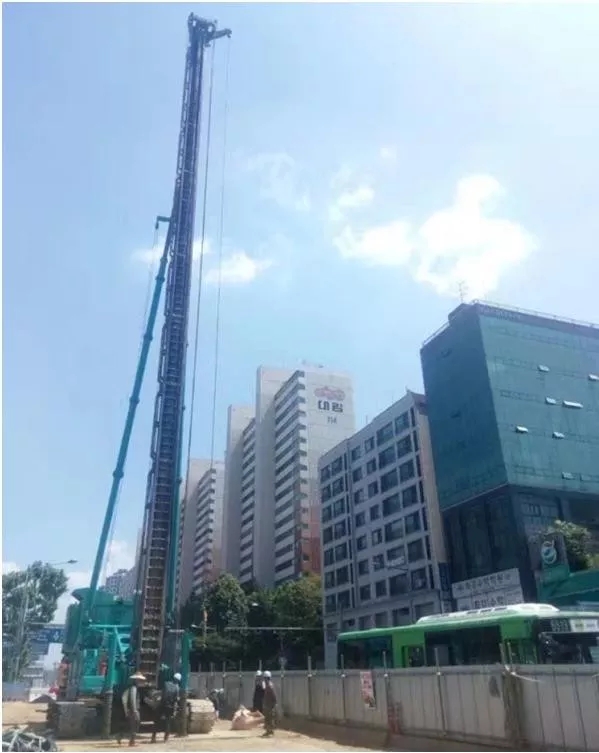 国产的骄傲！九游体育(中国)官方网站智能SWCH600-125M全液压履带桩架