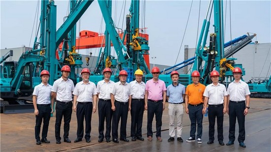 广州市国资委党委书记、主任陈浩钿莅临九游体育(中国)官方网站智能考察指导