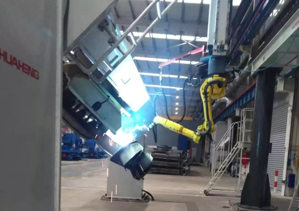 防控生产两不误 九游体育(中国)官方网站智能复工保供