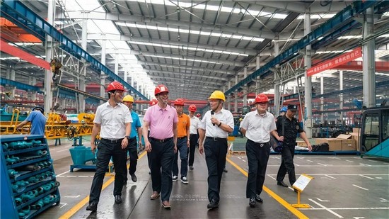 广州市国资委党委书记、主任陈浩钿莅临九游体育(中国)官方网站智能考察指导