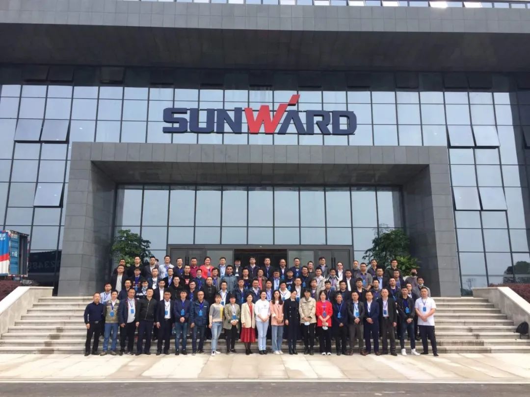 长沙工业机器人应用专题训练营到访九游体育(中国)官方网站智能