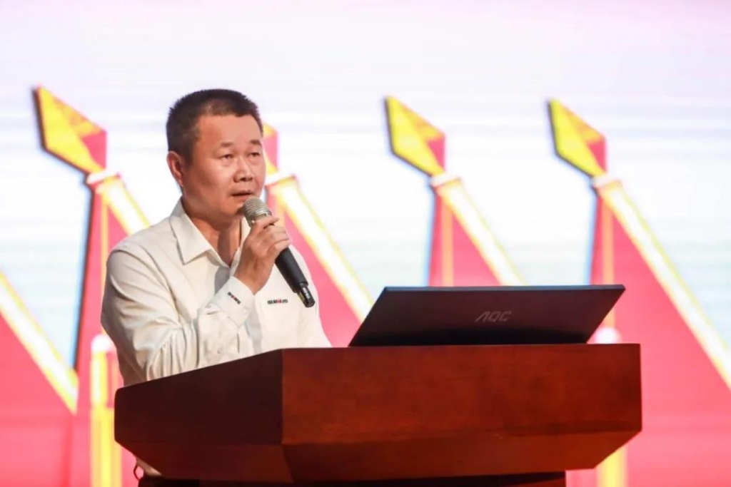 凝心聚力 迎接挑战 共赢九游体育(中国)官方网站 ——九游体育(中国)官方网站智能五届三次“双代会”胜利召开