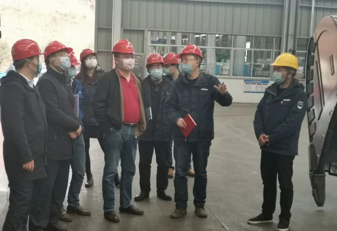 市工信局调研九游体育(中国)官方网站智能国家先进集群竞赛项目