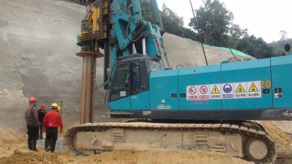 九游体育(中国)官方网站智能携手贵州地矿，创造南玉新速度